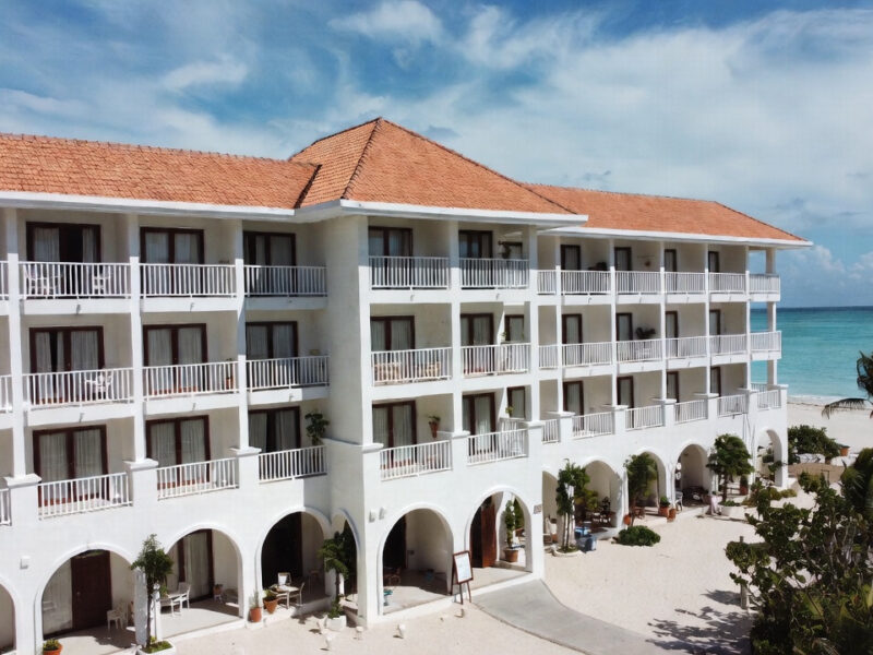 Colony Hotel